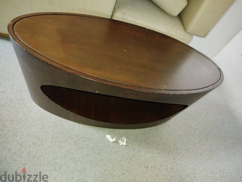 Oval type table 0