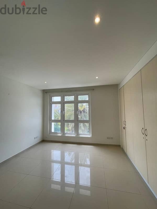 Townhouse for rent in Al mouj 4