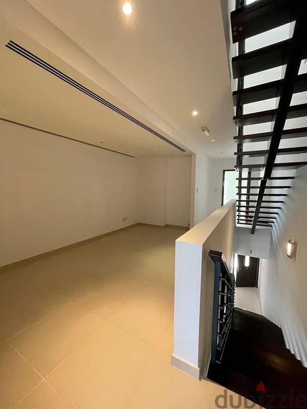 Townhouse for rent in Al mouj 15