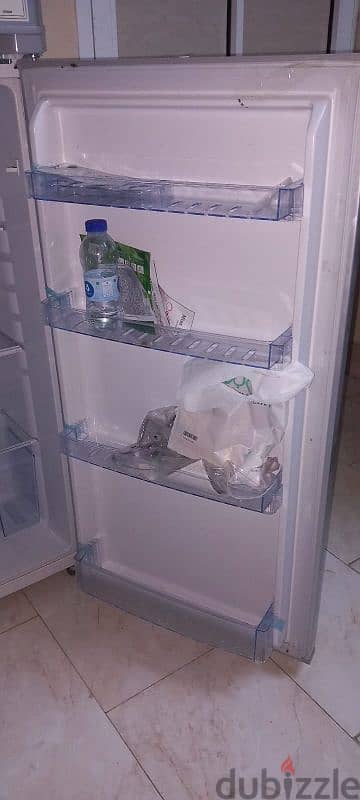 Generaltec - For Sale: Almost New Small 2-Door Fridge (Silver) 4