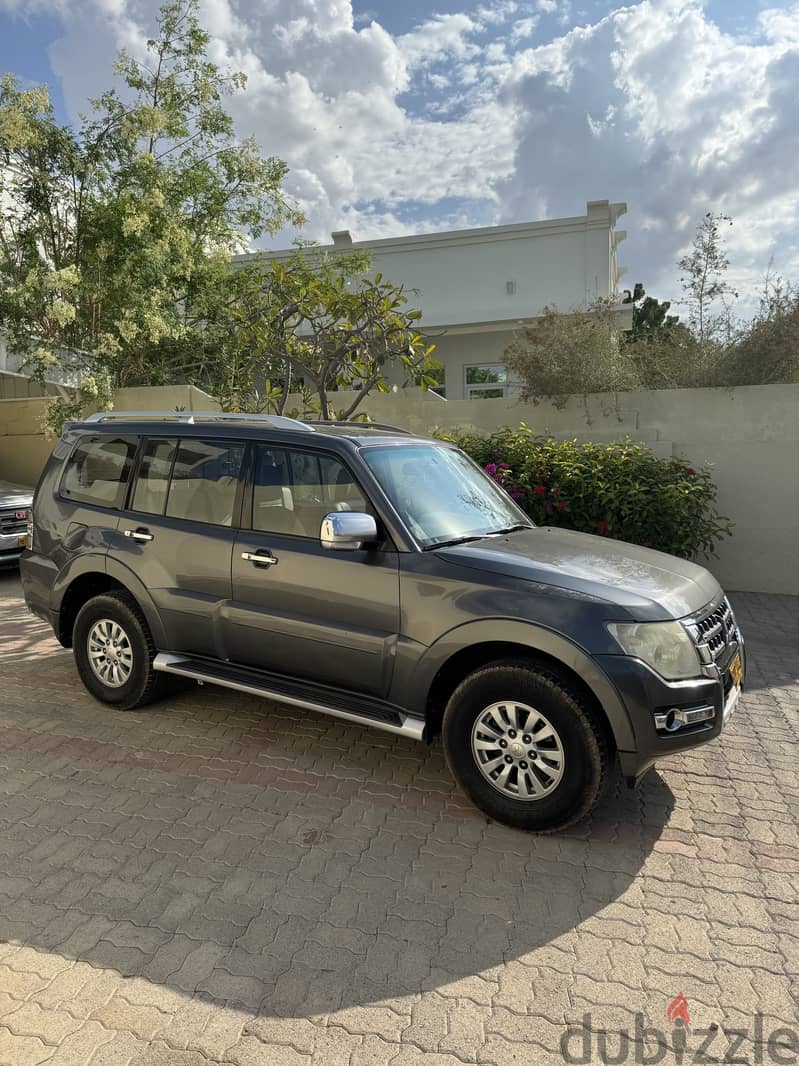 Mitsubishi Pajero 2015 GLS 3.5ltr 0