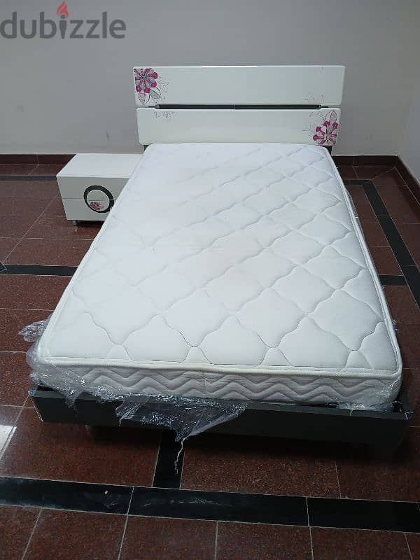 Single bed 2