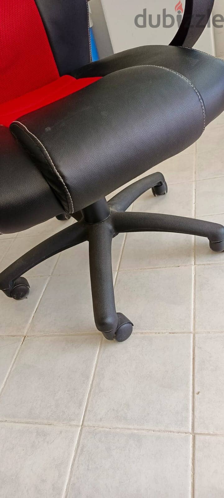 Gaming Chair (Just Like Brand New) 3