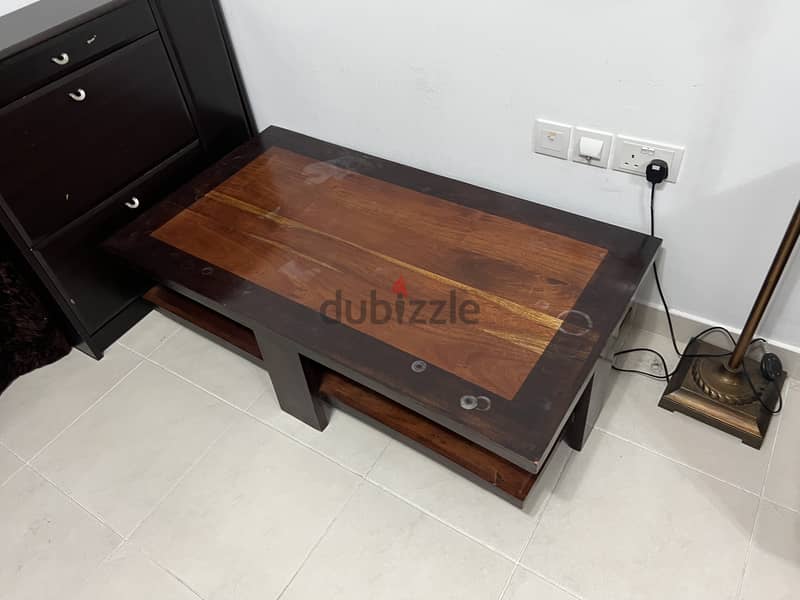 Coffee table 0