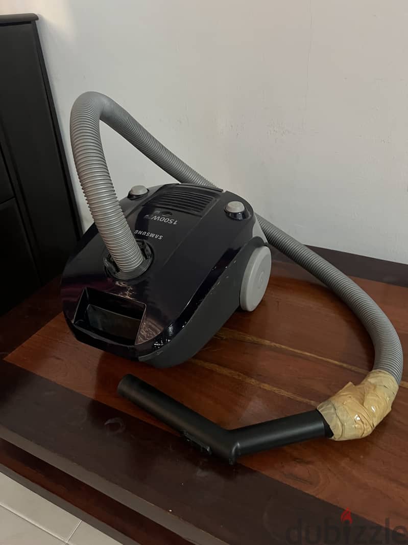 VACCUM CLEANER 0