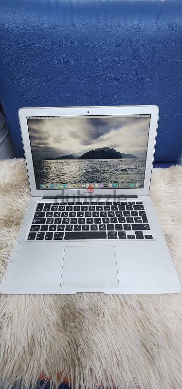 MacBook Air A1466 2015 8gb Ram 6