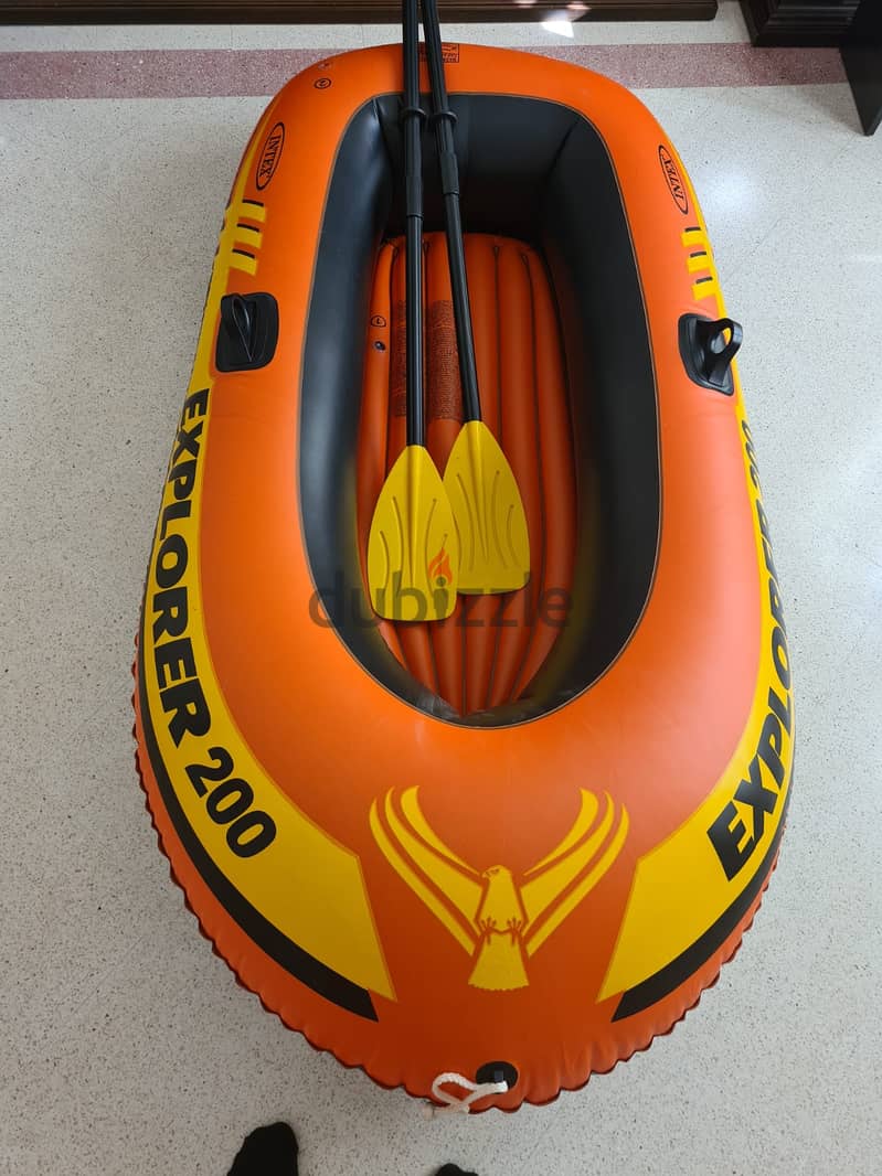 Intex Explorer 200 Inflatable Boat with Oars 1