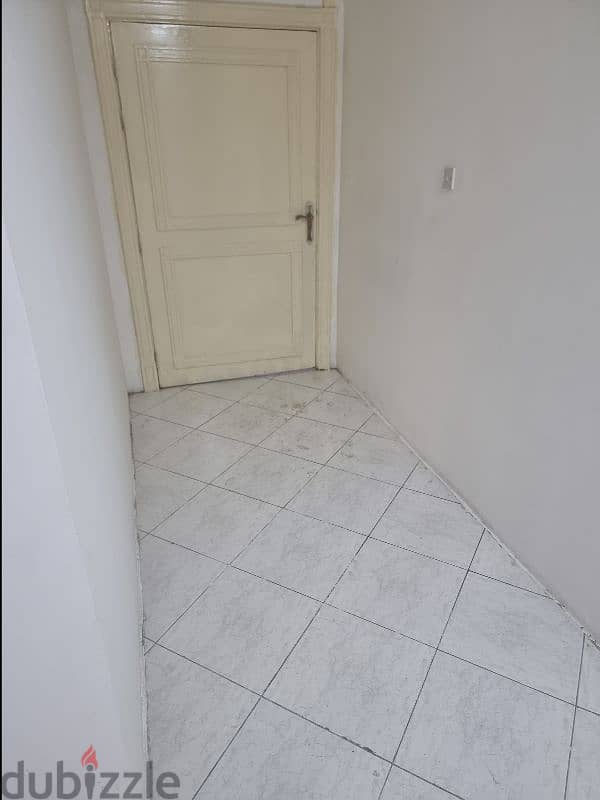 room for rent with bathroom 10