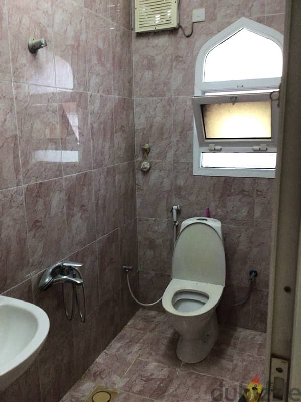 2 bhk flat for rent in wadi kabir near Indian school 3