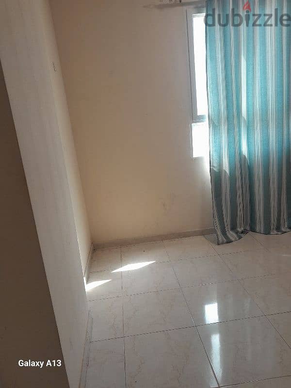 a room available in ameerat 2