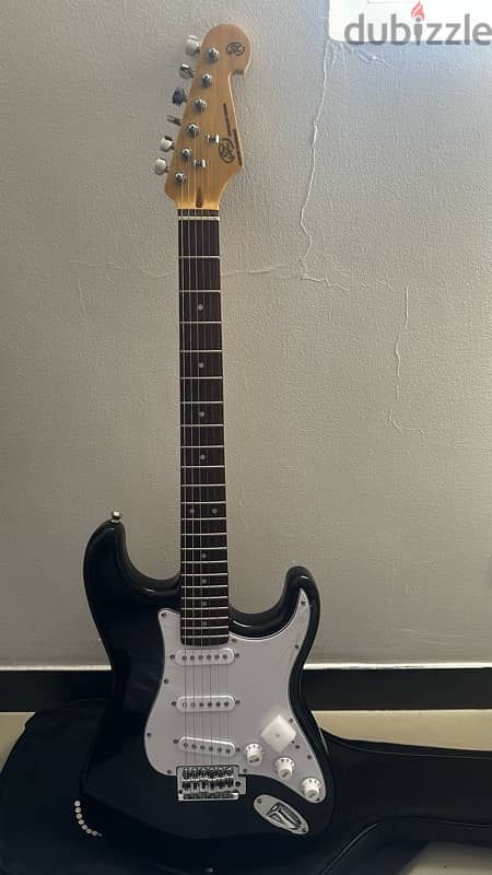 Electric Guitar XS for Sale - Urgent 1