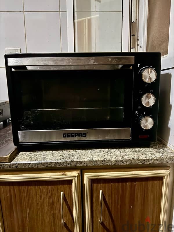 Geepas Oven 0