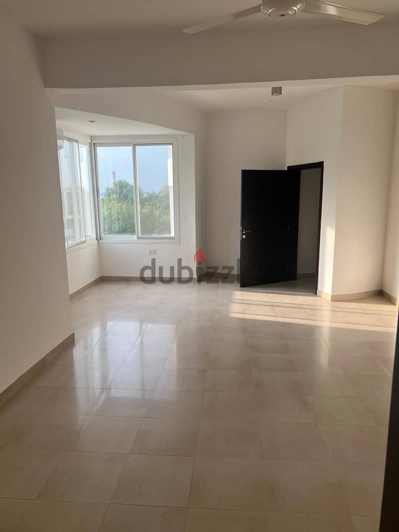 For rent 4BHK villa Location: Al-Qurm: 8