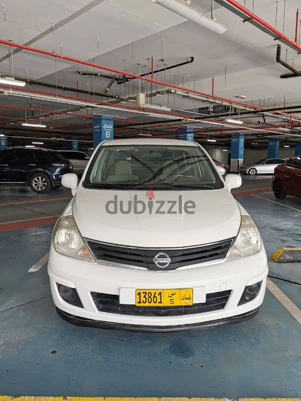 Nissan Tiida 2012 0