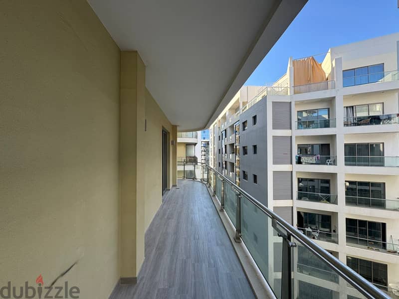 2 BR Spacious Corner Apartment in Boulevard, Muscat Hills 8