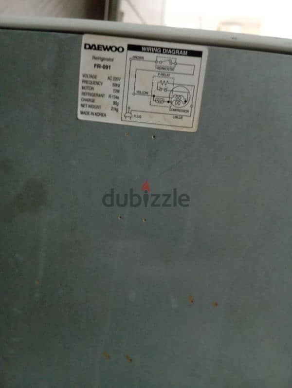 urgent Selling very good condition fridge small 0