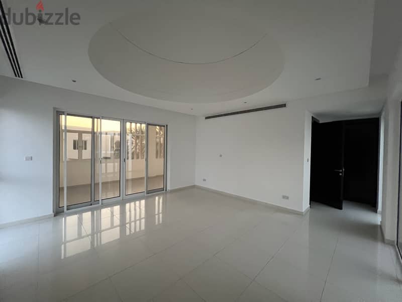 5 Bedroom Villa for Rent in Al Mouj Muscat 14