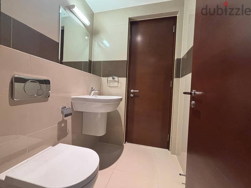 Apt 1 Bedroom Apartment for Rent in Al Mouj 9