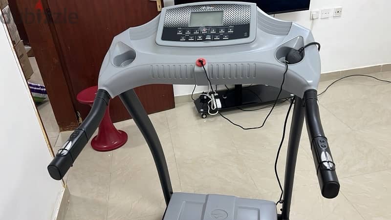 Treadmill ‘Life Gear’ electric speed and height control 1