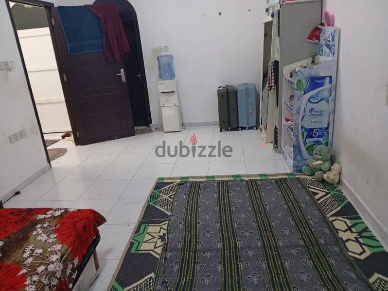 2 rooms flat Khoud 8