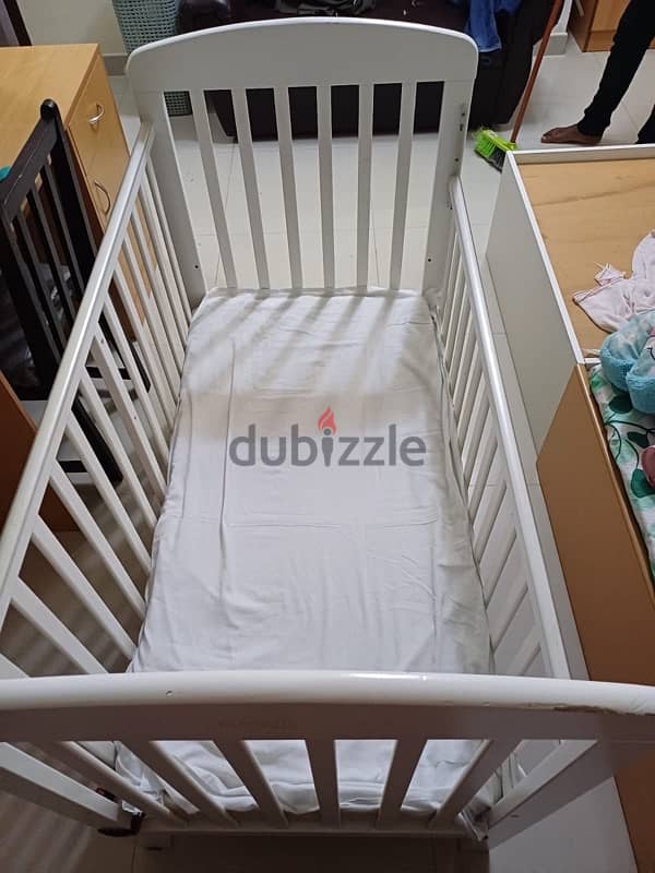 baby cot crib 0