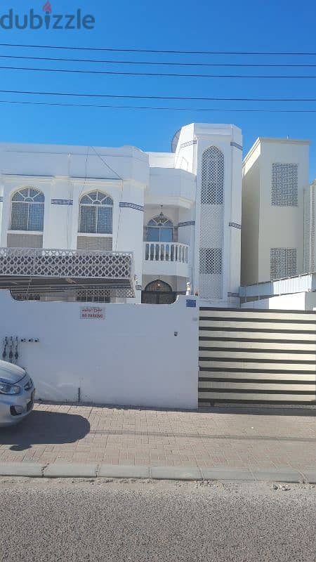 4 bedroom villa for rent al khuwair near hormoaz 0