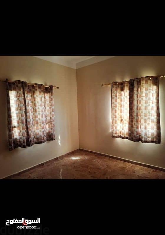 شقة للإيجار في عبري الطابق الأول  flat for rent in ibri 1st floor 9