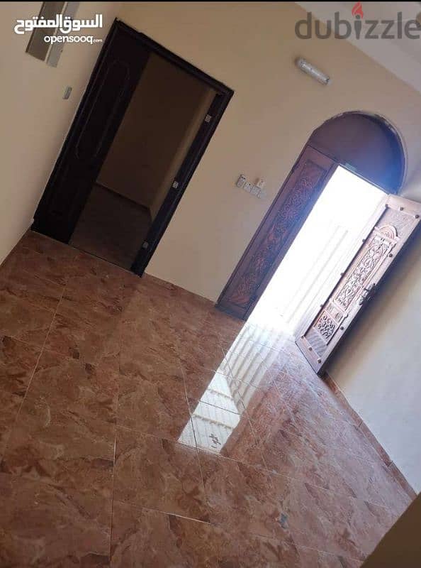 شقة للإيجار في عبري الطابق الأول  flat for rent in ibri 1st floor 10