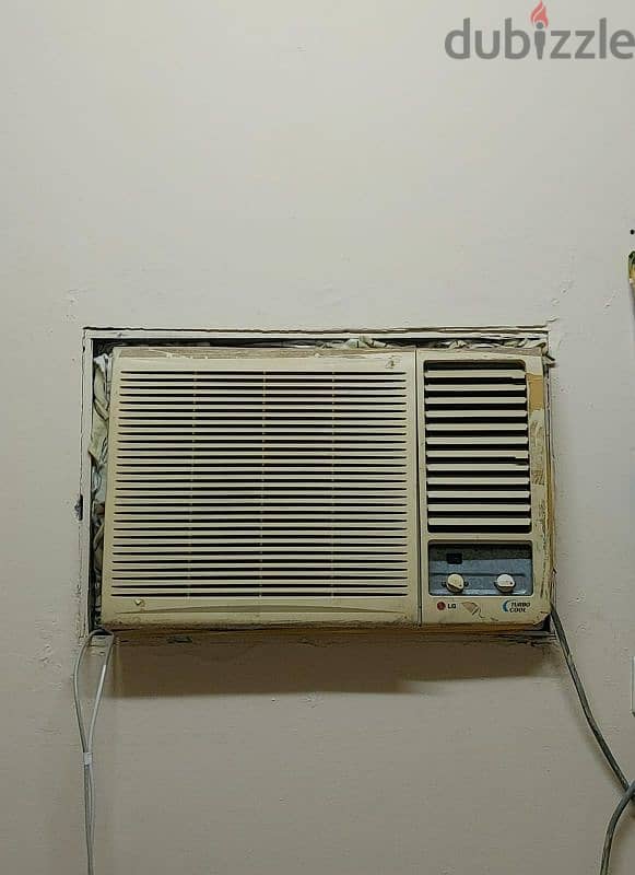 1.5 Ton window AC 0