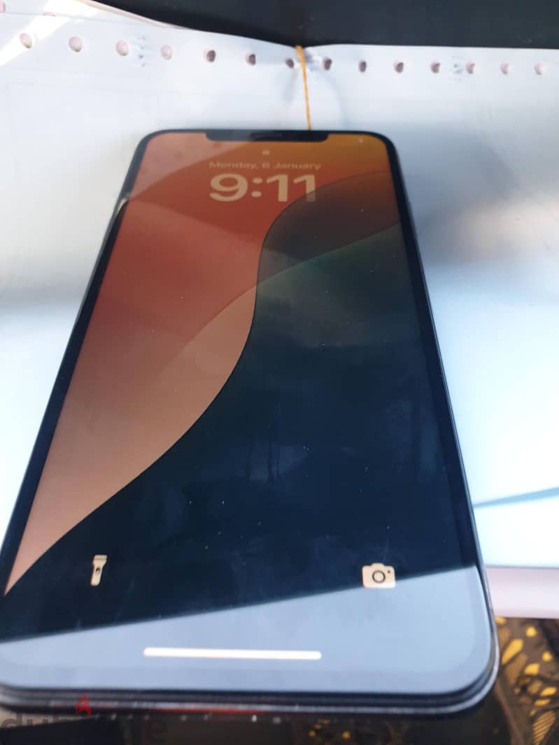 Apple IPhone XS Max - Like New - Good Condition in Muscat - Very Good 3