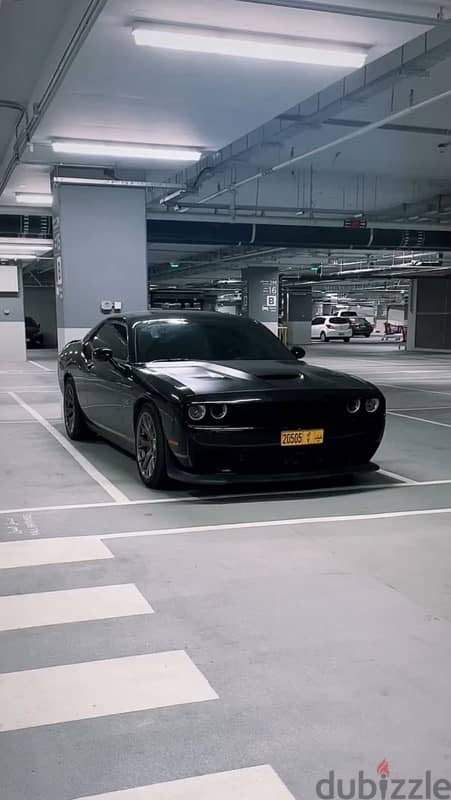 Dodge Challenger SRT 0