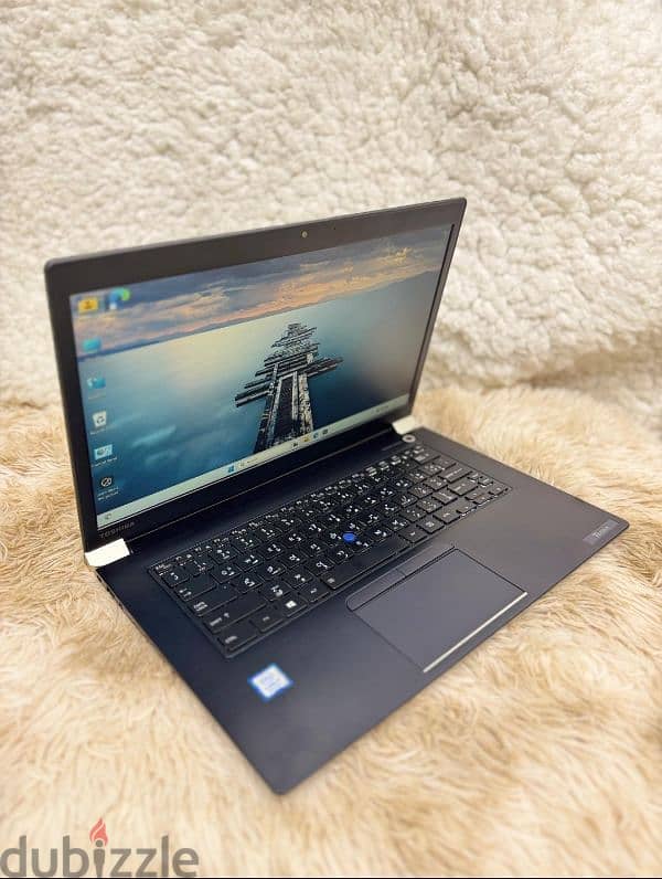 Toshiba i7-8th 16gb Touchscreen 1