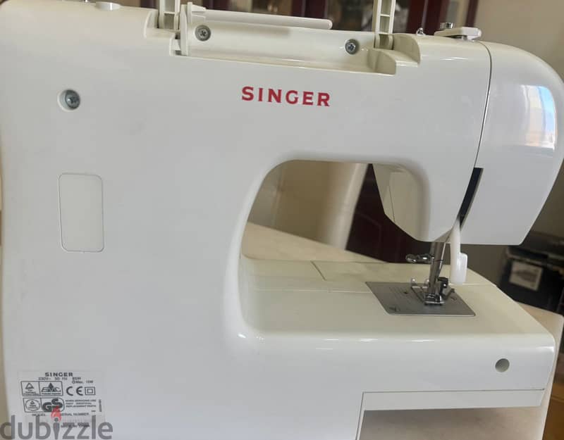 Singer Sewing Machine 1