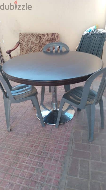 for sale. dinning. table. 3