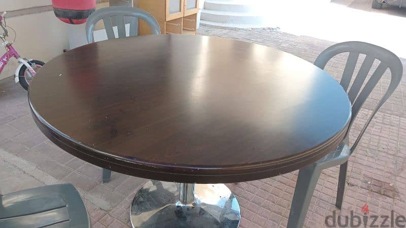 for sale. dinning. table. 4