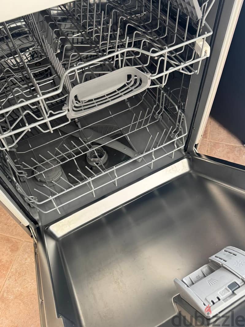 BOSCH Dishwasher 2