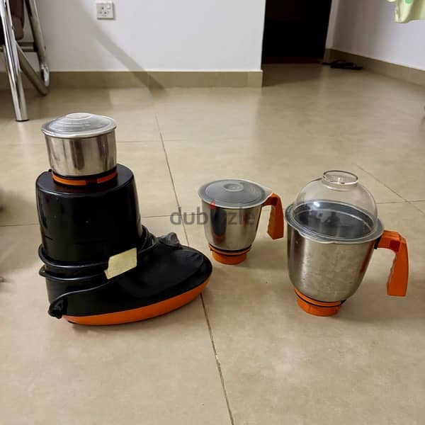 Pigeon Mixer Grinder 750 watt 0