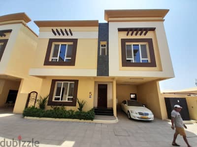 SR-JV-495 Spacious Villa for Rent in Sur Al Hadeed
                                title=