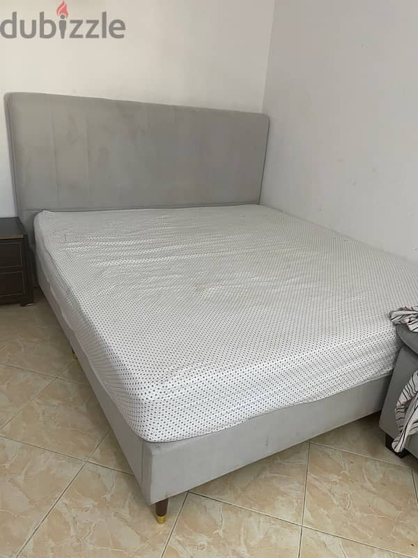 king size bed with spring cum memory foam mattress in excellent 1