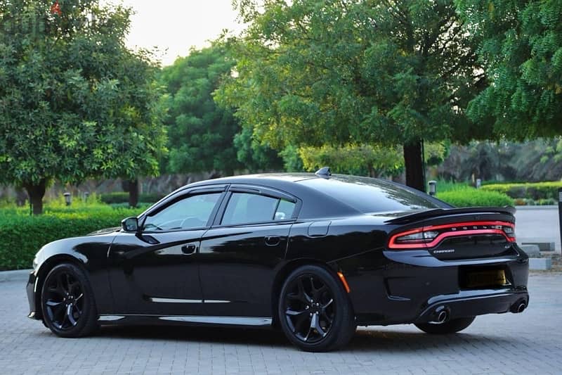 Dodge Charger 2019 gt 0