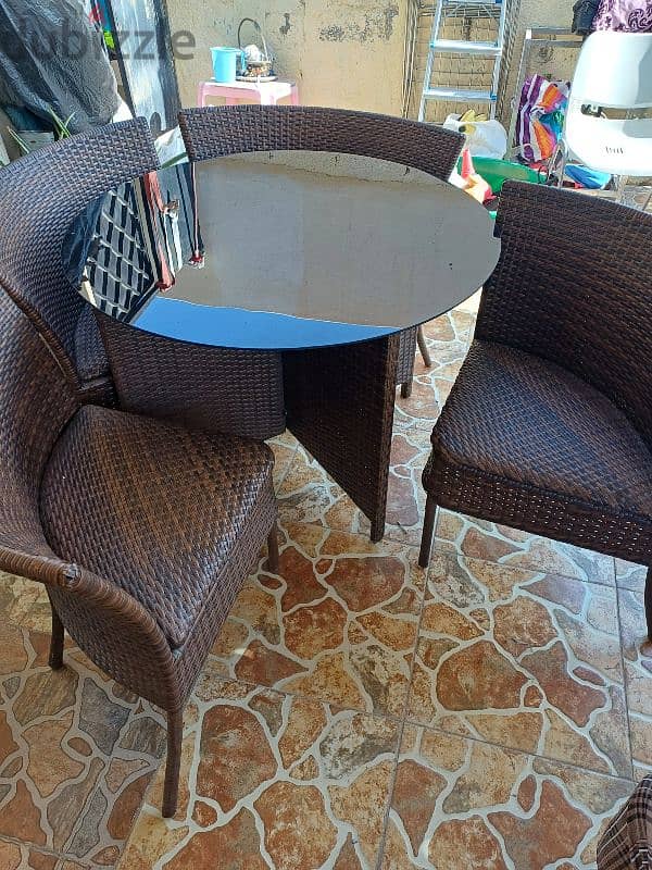 garden table glass top with 4 chairs 2