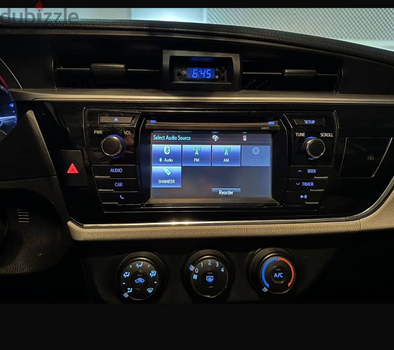 Stereo Toyota Corolla - Genuine (Touch screen , Bluetooth ,USB) Model 0