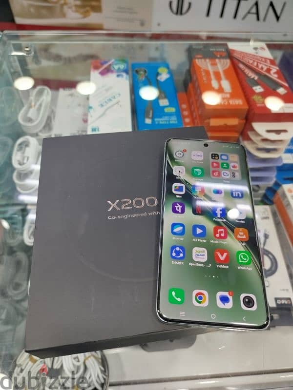 Vivo x200 512gb 16+16ram phone is qada kadsan 3