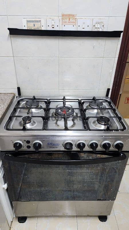 Super General 5 Burner Cooker and Oven 2