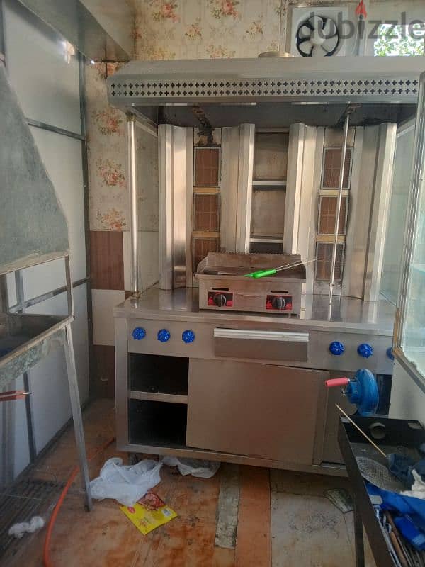 High-Quality Shawarma Machine with Burner, Knives, and Spatula 2