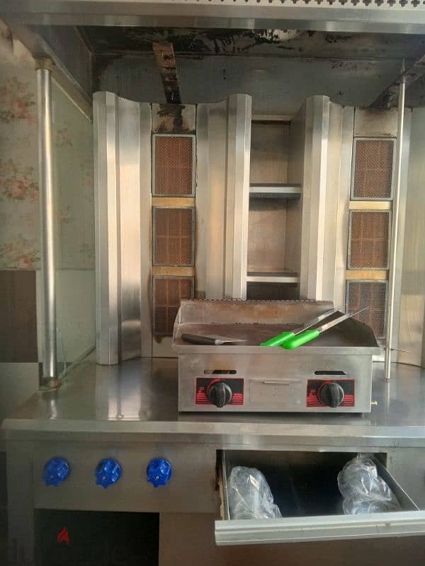 High-Quality Shawarma Machine with Burner, Knives, and Spatula 3