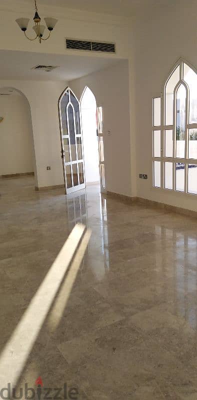 villa in embassidor area shatti quram for rent 6