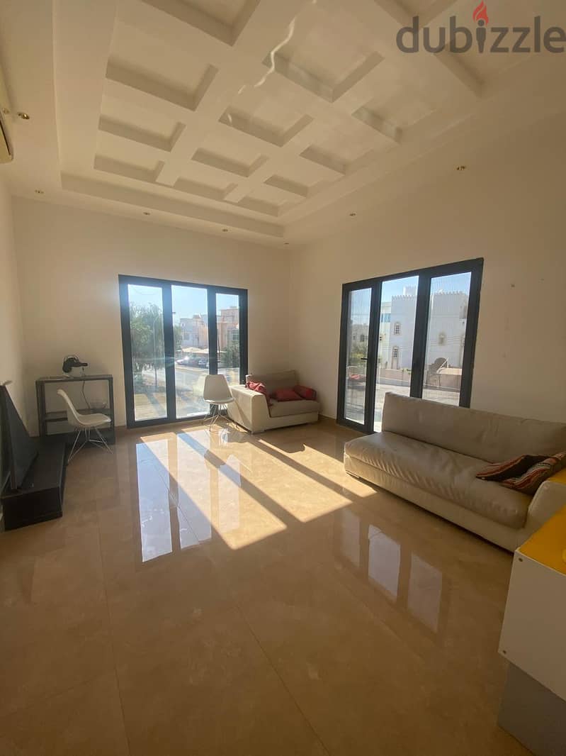 "SR-SM-700  Modern and Spacious Flat for Rent in Al Hail North 3