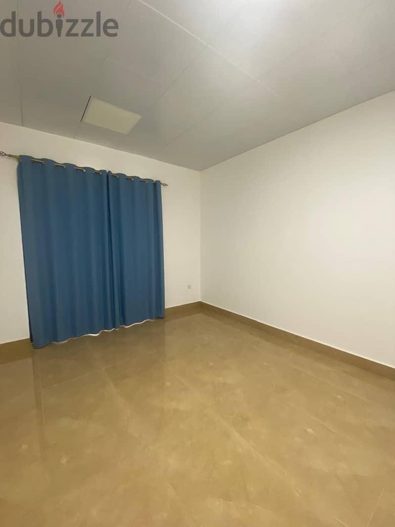 "SR-SM-700  Modern and Spacious Flat for Rent in Al Hail North 4