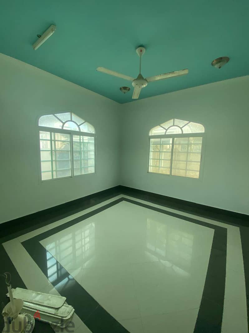 "SR-AB-703  Spacious  Villa for Rent in mawaleh south 2